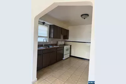 227-231 Illinois Avenue 1st Fl #1st Fl, Paterson, NJ 07503 - Photo 7