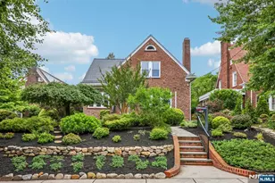293 Euclid Ave, Hackensack, NJ 07601 - Photo 1