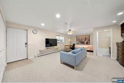 693 Probst Avenue A #A, Fairview, NJ 07022 - Photo 17