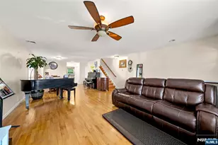 693 Probst Ave A, Fairview, NJ 07022 - Photo 3