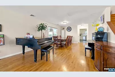 693 Probst Avenue A #A, Fairview, NJ 07022 - Photo 5