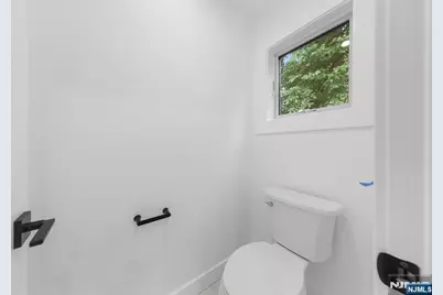 31-02 Gentner Road, Fair Lawn, NJ 07410 - Photo 25