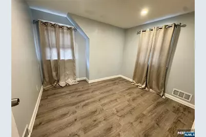 347 29th Street, Paterson, NJ 07514 - Photo 17