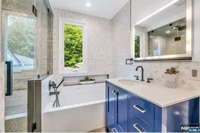 45 Jay Drive, Paramus, NJ 07652 - Photo 23