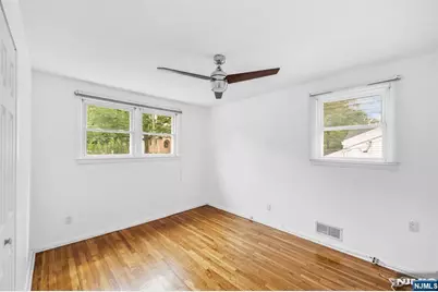 45 Jay Drive, Paramus, NJ 07652 - Photo 27