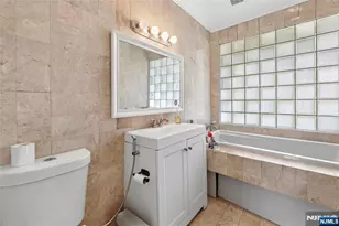 191 Haase Ave, Paramus, NJ 07652 - Photo 7
