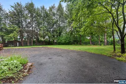 321 Glen Avenue, Ridgewood, NJ 07450 - Photo 37