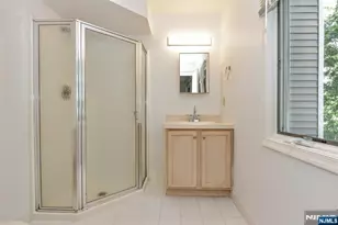 125 Orchard Park, Allendale, NJ 07401 - Photo 23