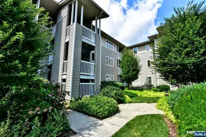 125 Orchard Park, Allendale, NJ 07401 - Photo 5