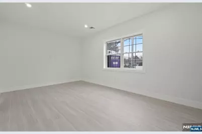 411 A Clinton Avenue, Northvale, NJ 07647 - Photo 19
