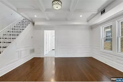 8128 Kennedy Boulevard, North Bergen, NJ 07047 - Photo 11