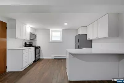 8128 Kennedy Boulevard, North Bergen, NJ 07047 - Photo 35