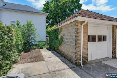 8128 Kennedy Boulevard, North Bergen, NJ 07047 - Photo 45