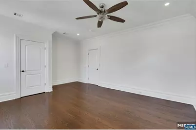 8128 Kennedy Boulevard, North Bergen, NJ 07047 - Photo 29