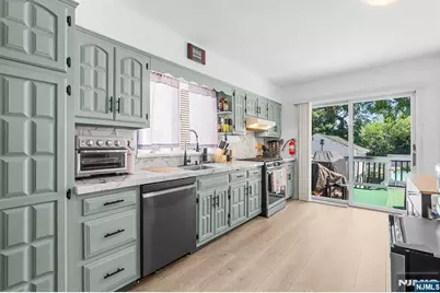 109 4th Street, Clifton, NJ 07011 - Photo 5