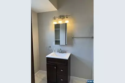 121 Humboldt Street, East Rutherford, NJ 07073 - Photo 13