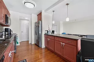 60 Parkway Dr 10C, East Orange, NJ 07017 - Photo 11