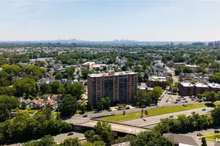 60 Parkway Dr 10C, East Orange, NJ 07017 - Photo 21