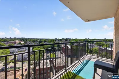 60 Parkway Drive 10C #10C, East Orange, NJ 07017 - Photo 3