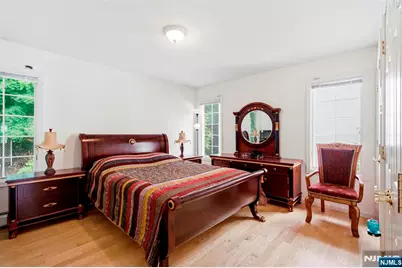 750 Undercliff Avenue, Edgewater, NJ 07020 - Photo 15