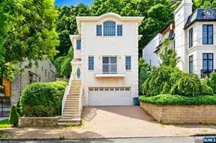 750 Undercliff Ave, Edgewater, NJ 07020 - Photo 1