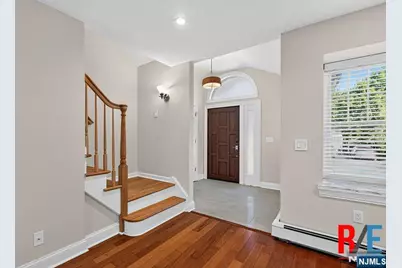 30-07 Gentner Road, Fair Lawn, NJ 07410 - Photo 9