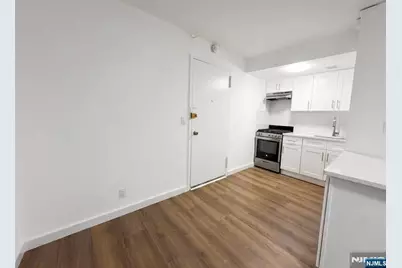 3081 Edwin Avenue 1H #1H, Fort Lee, NJ 07024 - Photo 5