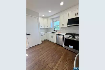 14 John Street 2 #2, Clifton, NJ 07013 - Photo 3