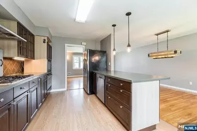 150 Pleasant Avenue, Bergenfield, NJ 07621 - Photo 9