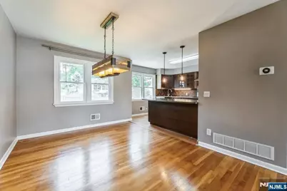 150 Pleasant Avenue, Bergenfield, NJ 07621 - Photo 3