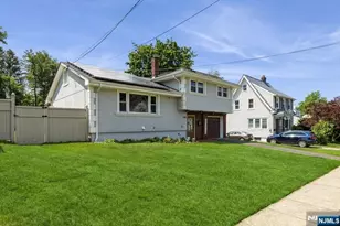 150 Pleasant Ave, Bergenfield, NJ 07621 - Photo 45