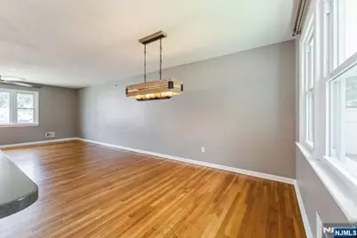 150 Pleasant Avenue, Bergenfield, NJ 07621 - Photo 21