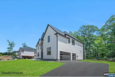 72 Heritage Drive, West Milford, NJ 07480 - Photo 3