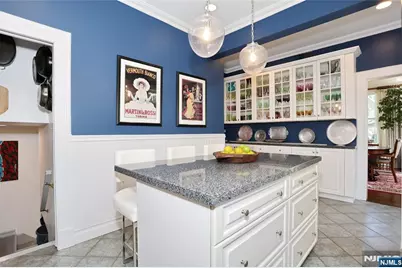 339 Highwood Avenue, Leonia, NJ 07605 - Photo 17