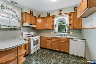 23 Princeton Street, Nutley, NJ 07110 - Photo 13