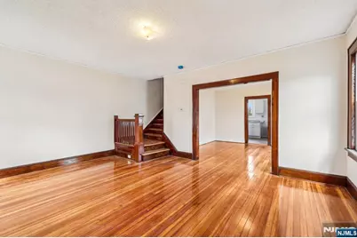 272 Clay Street 2 #2, Hackensack, NJ 07601 - Photo 3