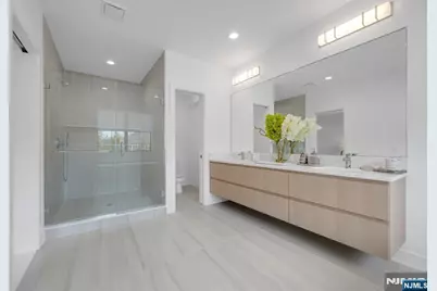 9 Feldman Court 9 #9, Paramus, NJ 07652 - Photo 17