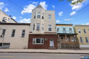 609 38th St, Union City, NJ 07087 - Photo 1
