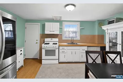 609 38th Street, Union City, NJ 07087 - Photo 35