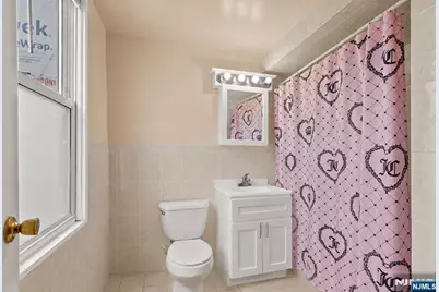 609 38th Street, Union City, NJ 07087 - Photo 21