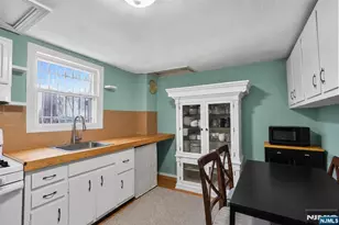 609 38th St, Union City, NJ 07087 - Photo 37