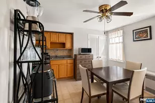 609 38th St, Union City, NJ 07087 - Photo 29