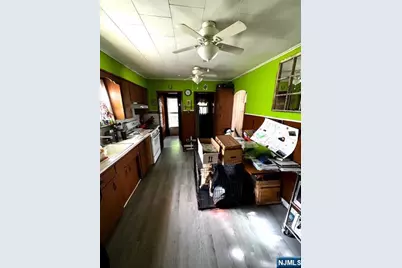 166 E 3rd Street, Clifton, NJ 07011 - Photo 5