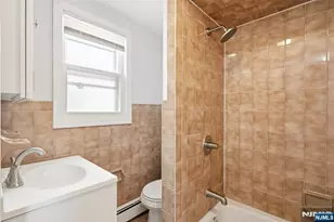 8 Lincoln Ave, Kearny, NJ 07032 - Photo 27