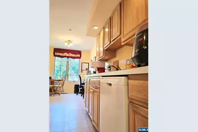 272 Cambridge Drive, Ramsey, NJ 07446 - Photo 13