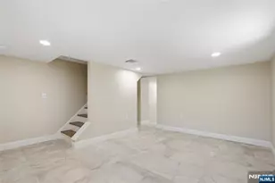 30 Edison St, Bloomfield, NJ 07003 - Photo 27