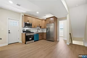 30 Edison St, Bloomfield, NJ 07003 - Photo 5