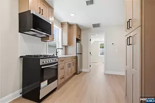 30 Edison St, Bloomfield, NJ 07003 - Photo 15