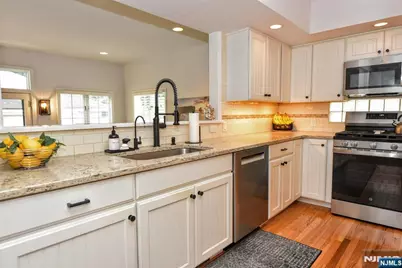 280 Morse Avenue, Wyckoff Township, NJ 07481 - Photo 9