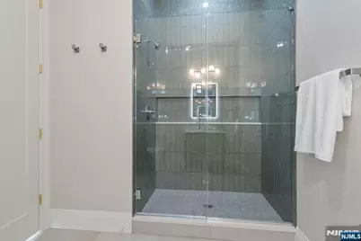 333 Harrison Street, Paramus, NJ 07652 - Photo 27